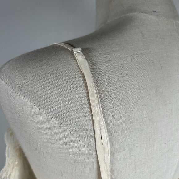 Victoria’s Secret Gold Label Serena Jacquard Lace Top Women's Size Medium - Picture 6 of 9